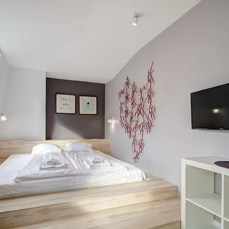 Dom & House - Sopocka Przystan Appartement
